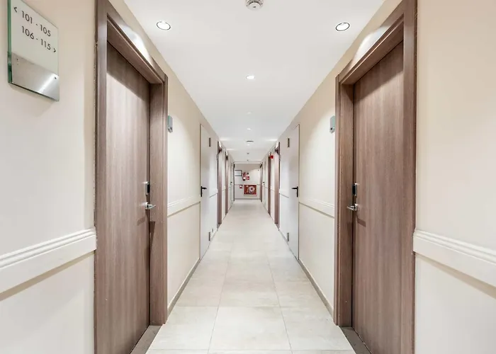 Metropol Отель Льорет-де-Мар