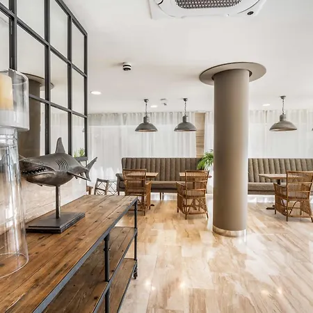 Metropol 료렛 드 마르