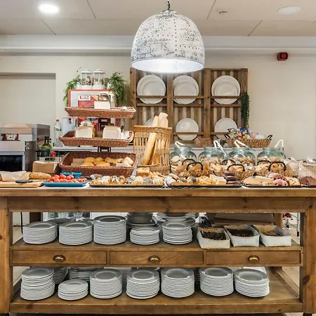 Metropol 4* 료렛 드 마르