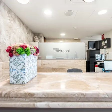 Metropol 4* 료렛 드 마르