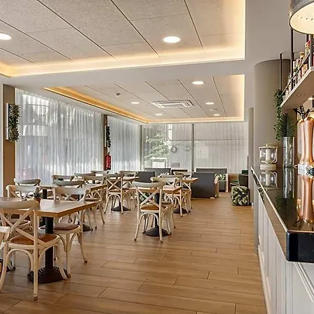 Metropol 4* يوريت دي مار