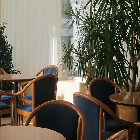 Metropol Hotel 4*