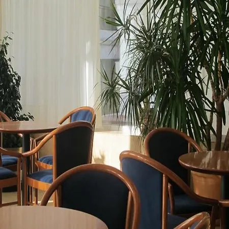 Metropol Hotel 4*